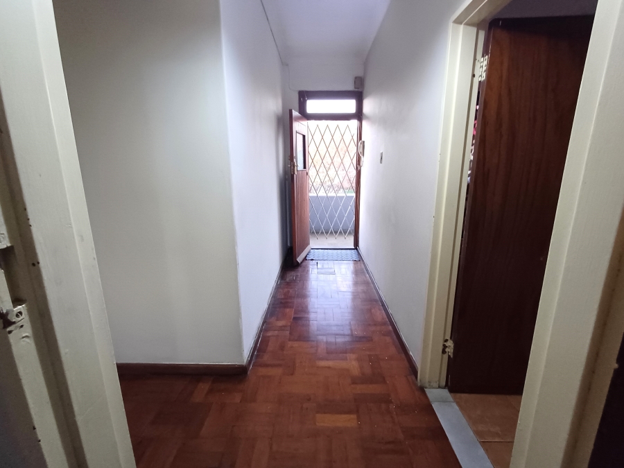 2 Bedroom Property for Sale in Uitenhage Central Eastern Cape